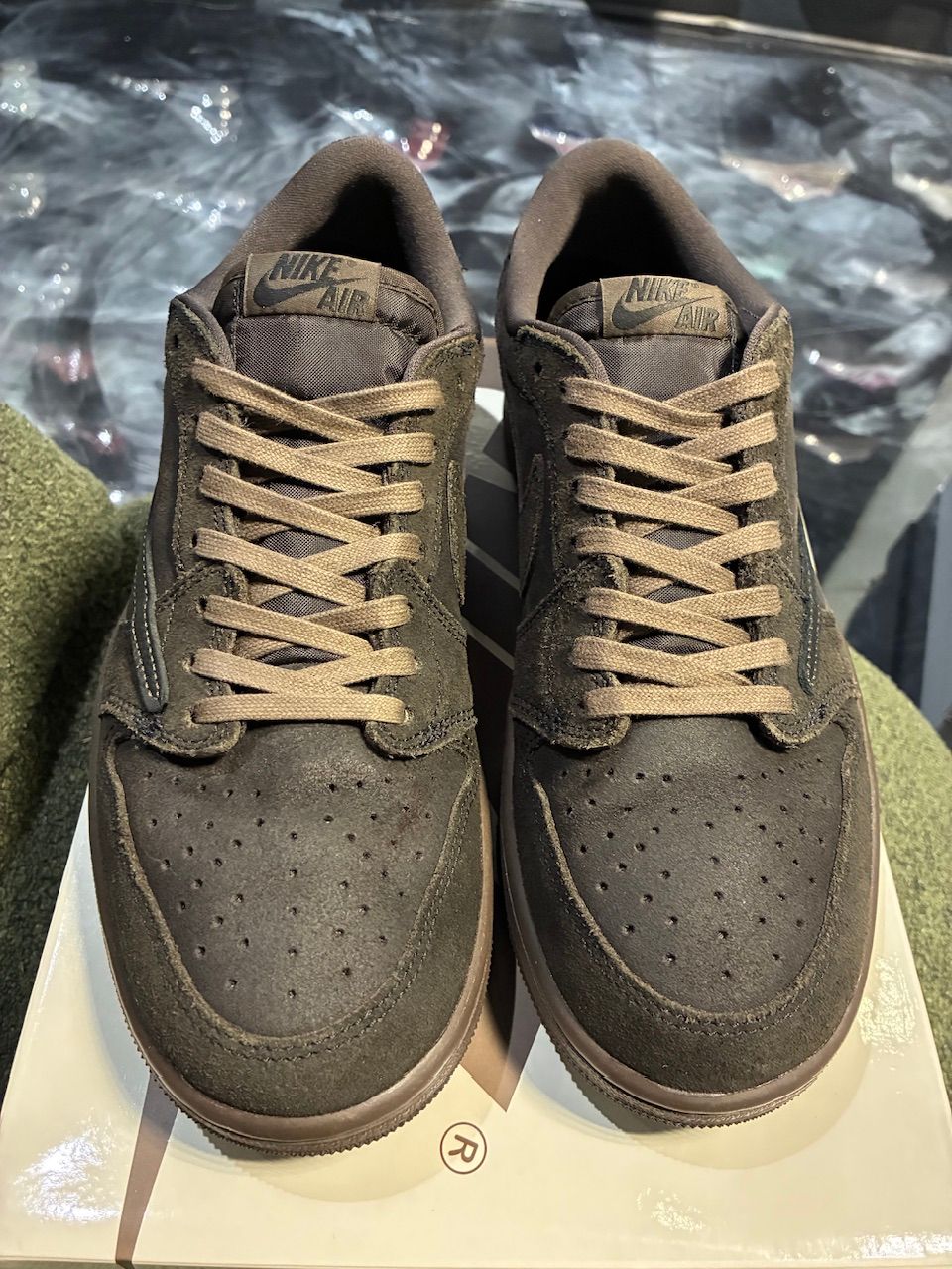 Jordan 1 Retro Low OG SP Travis Scott Velvet Brown - Used/Worn