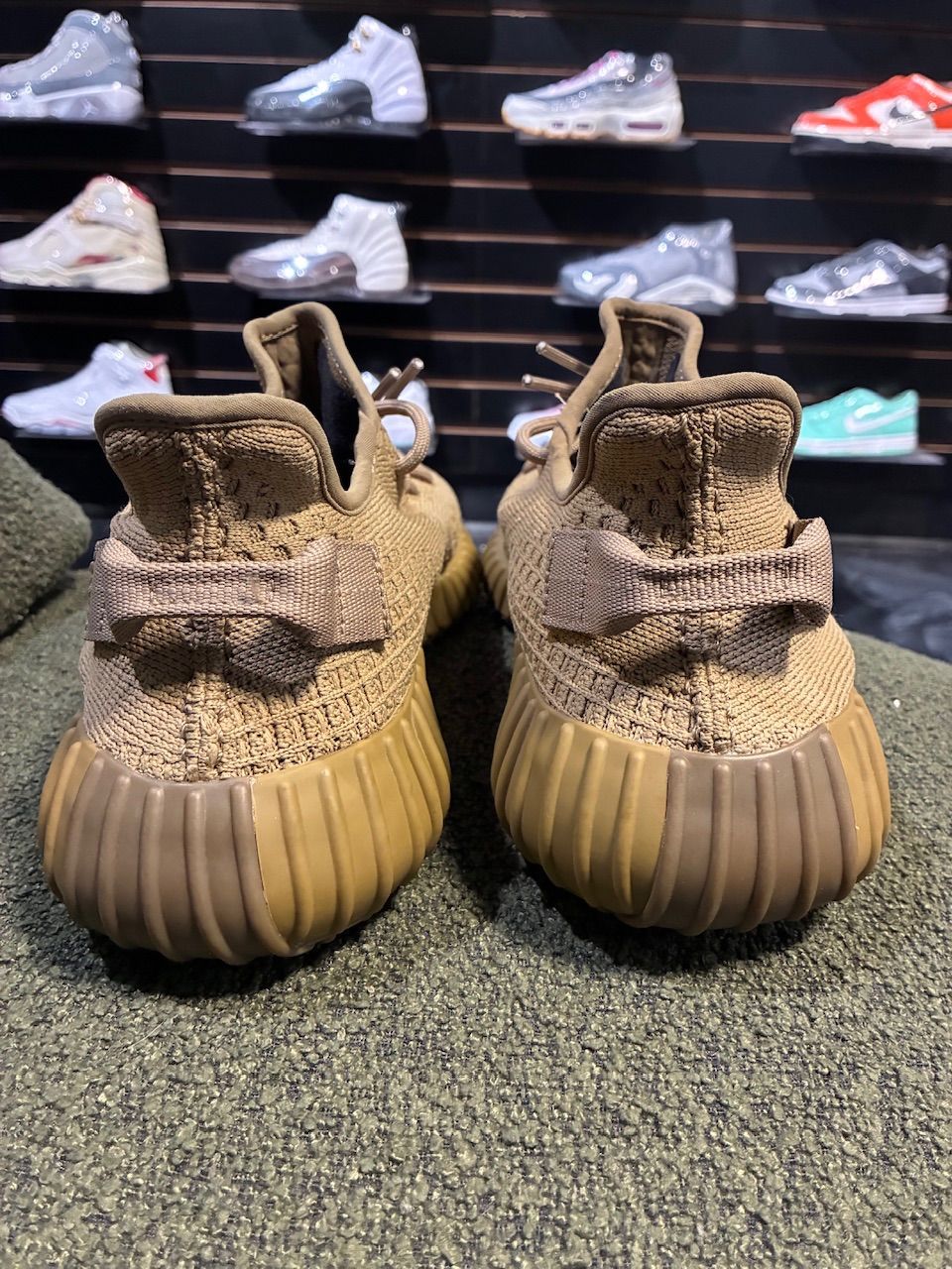 adidas Yeezy Boost 350 V2 Earth - No Box/Used