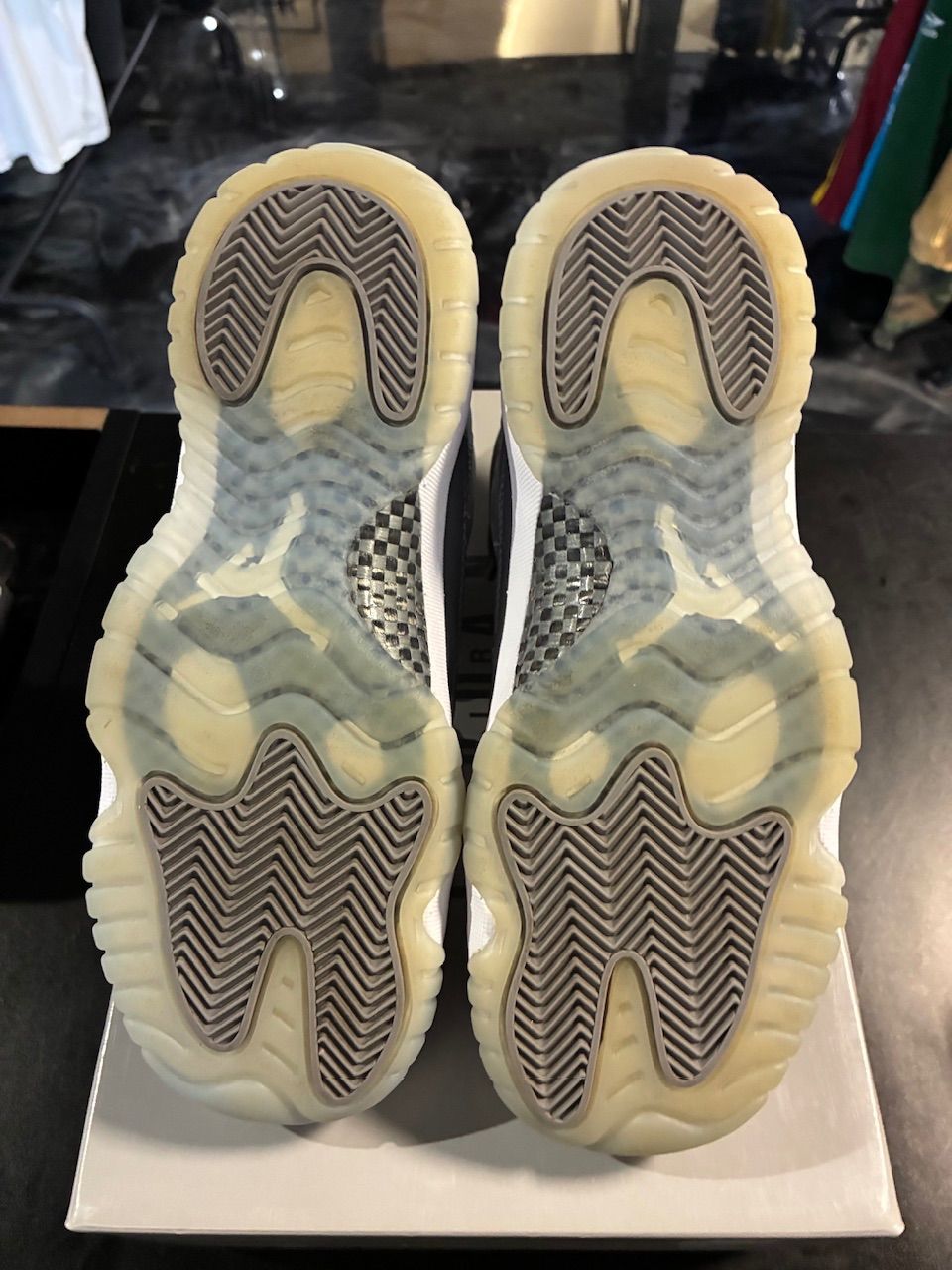 Jordan 11 Retro Cool Grey (2021) (GS) - Used/Worn