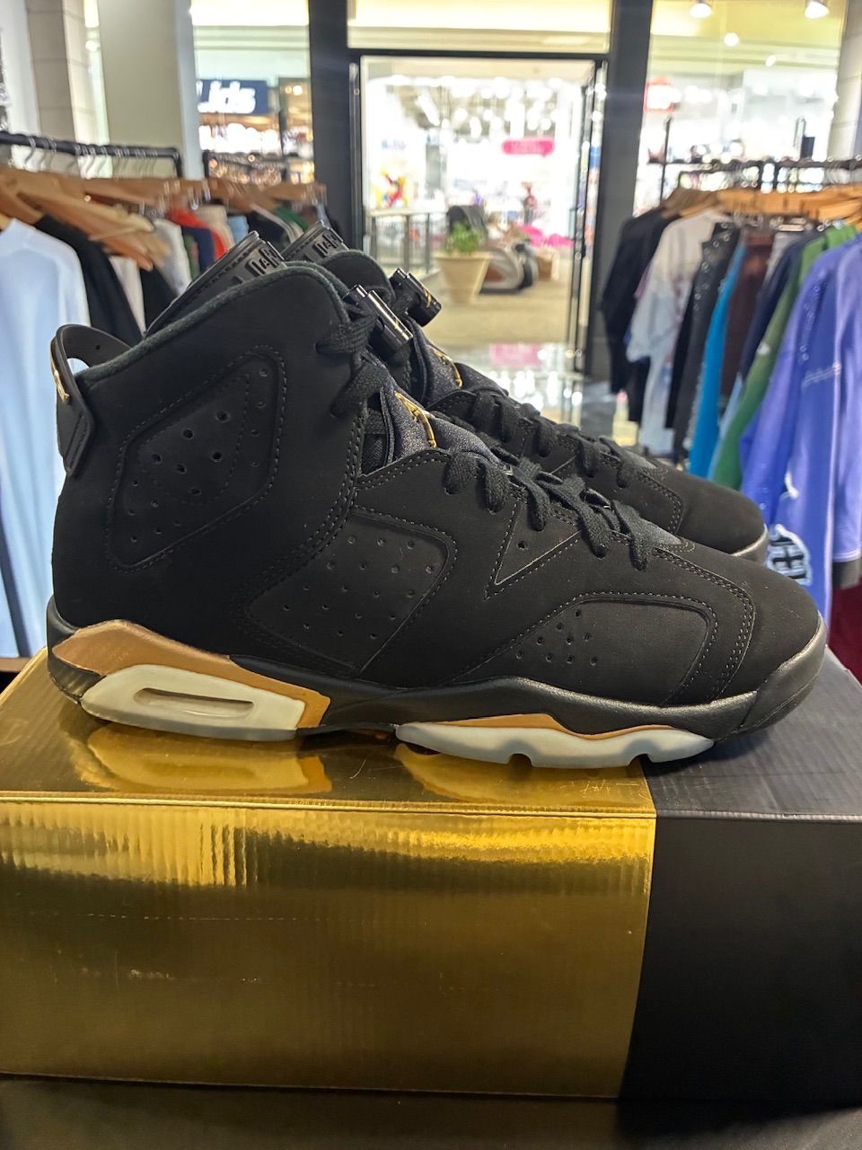Jordan 6 Retro DMP 2020 (GS) - Used/Worn