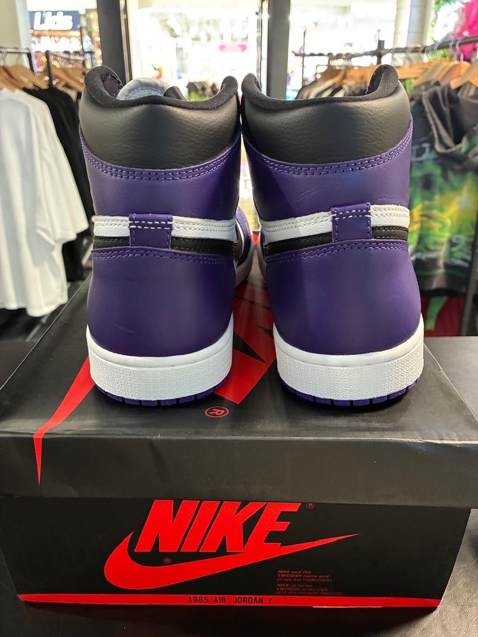Jordan 1 Retro High Court Purple White - Used/Worn