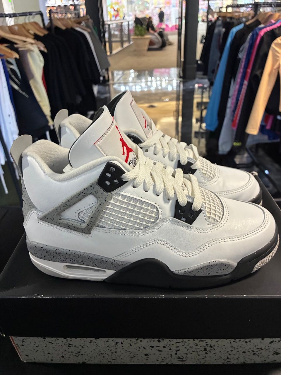 Jordan 4 Retro White Cement (2025) (GS) - Used/Worn