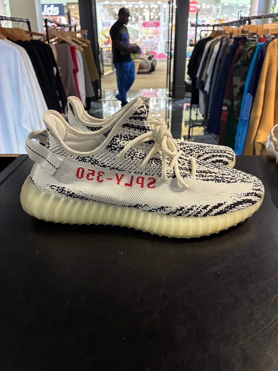adidas Yeezy Boost 350 V2 Zebra - No Box/Used