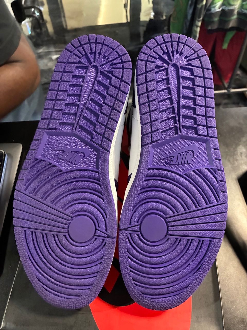 Jordan 1 Retro High Court Purple White - Used/Worn