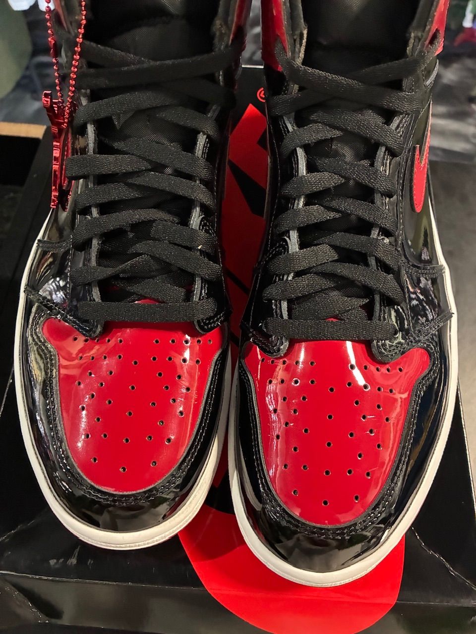 Jordan 1 Retro High OG Patent Bred - Used/Worn