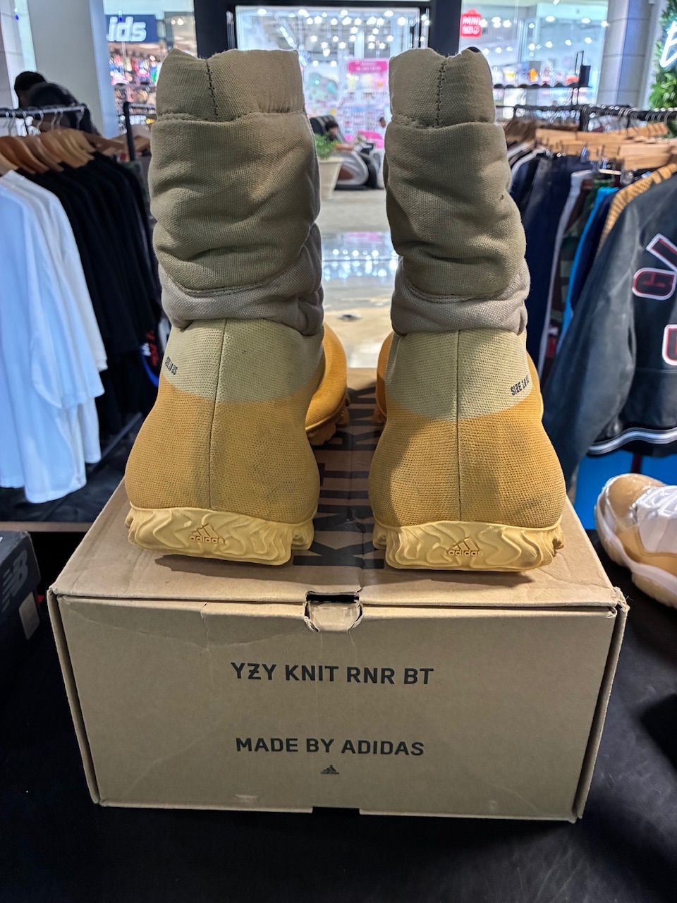adidas Yeezy Knit RNR Boot Sulfur - Used/Worn
