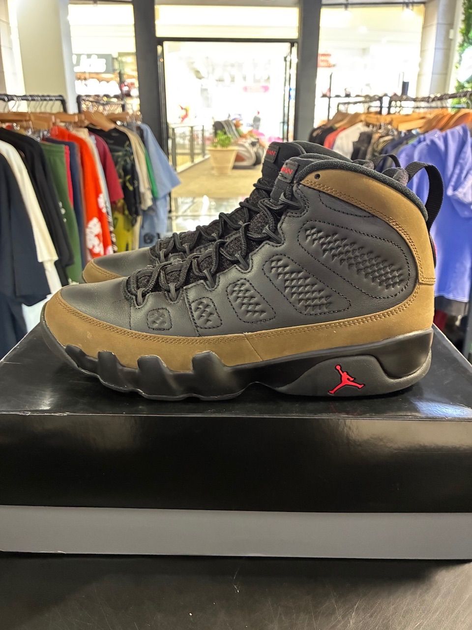 Jordan 9 Retro Light Olive Concord - Used/Worn