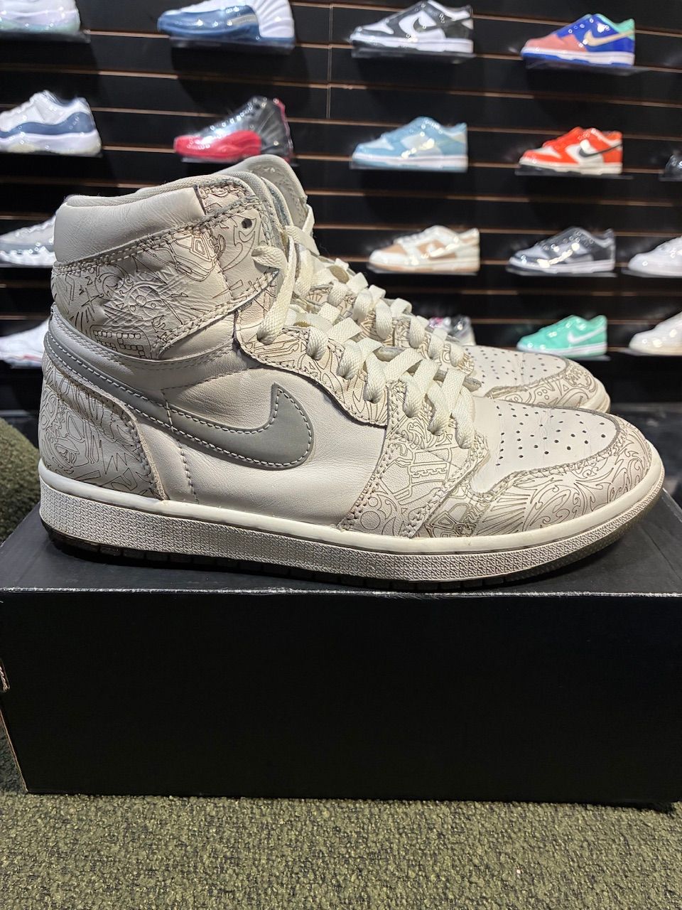 Jordan 1 Retro 30th Anniversary Laser - Used/Worn