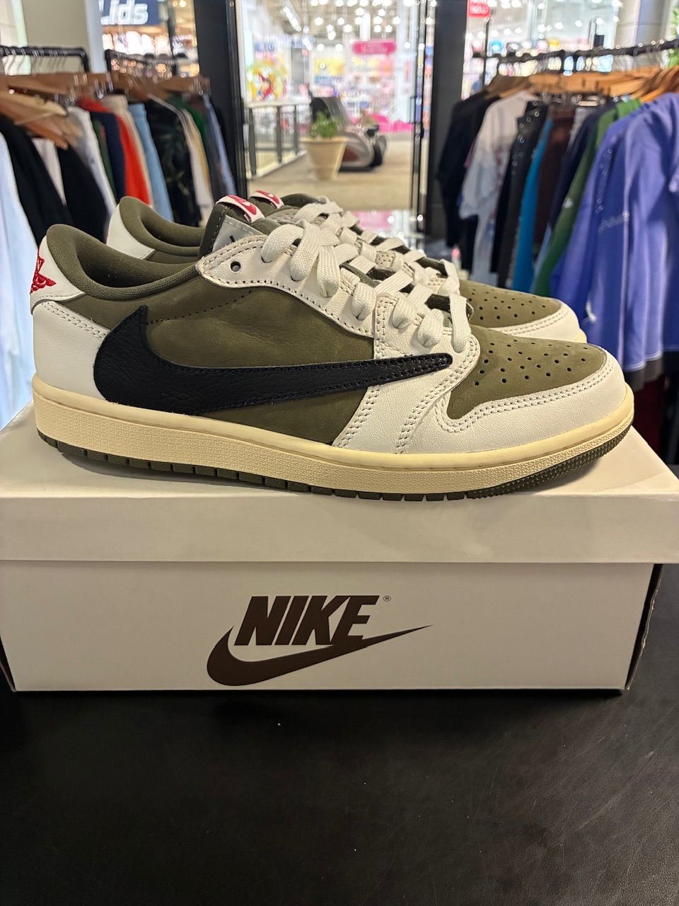 Jordan 1 Retro Low OG SP Travis Scott Medium Olive - Used/Worn