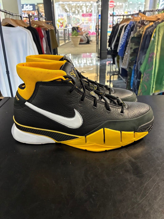 Nike Kobe 1 Protro Black Maize - No Box/Used