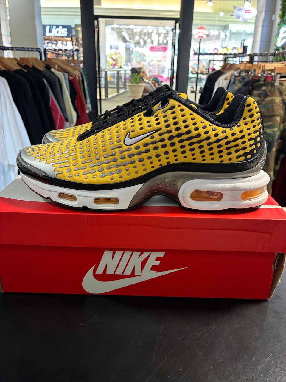 Nike Air Max Plus 7 Varsity Maize - Used/Worn