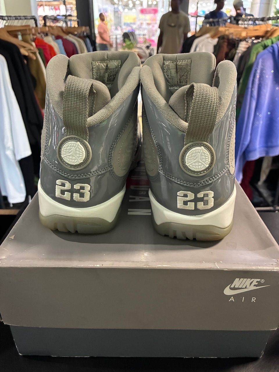 Jordan 9 Retro Cool Grey (2025) - Used/Worn