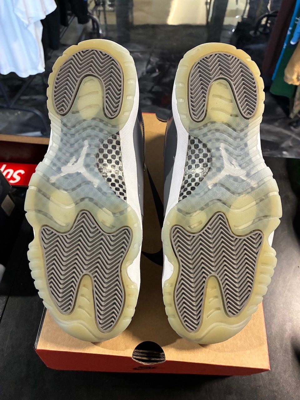 Jordan 11 Retro Cool Grey (2021) - Used/Rep Box
