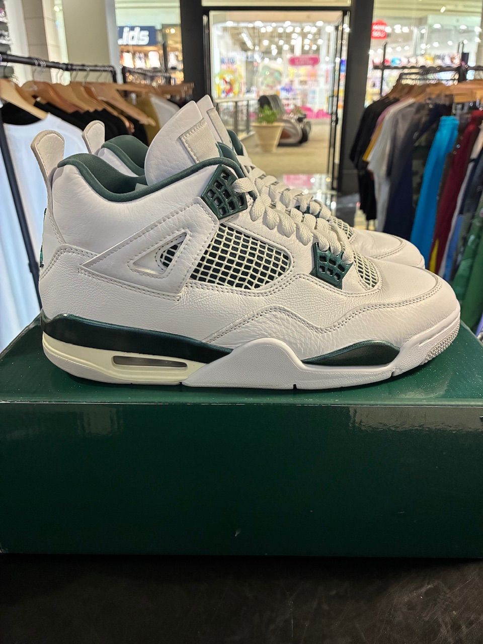 Jordan 4 Retro Oxidized Green - Used/Worn