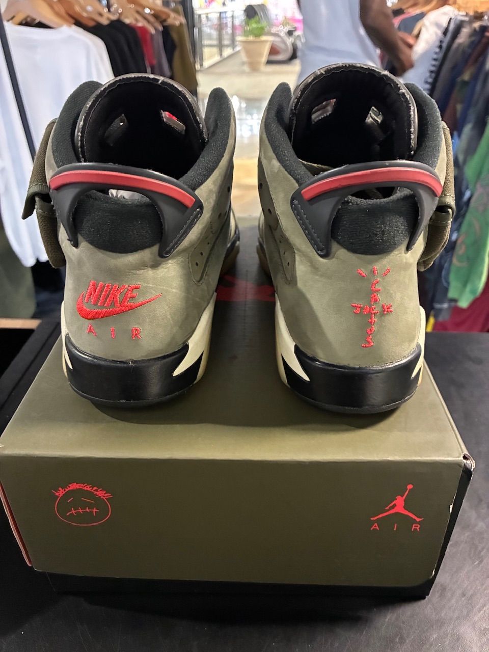 Jordan 6 Retro Travis Scott Olive - Used/Worn