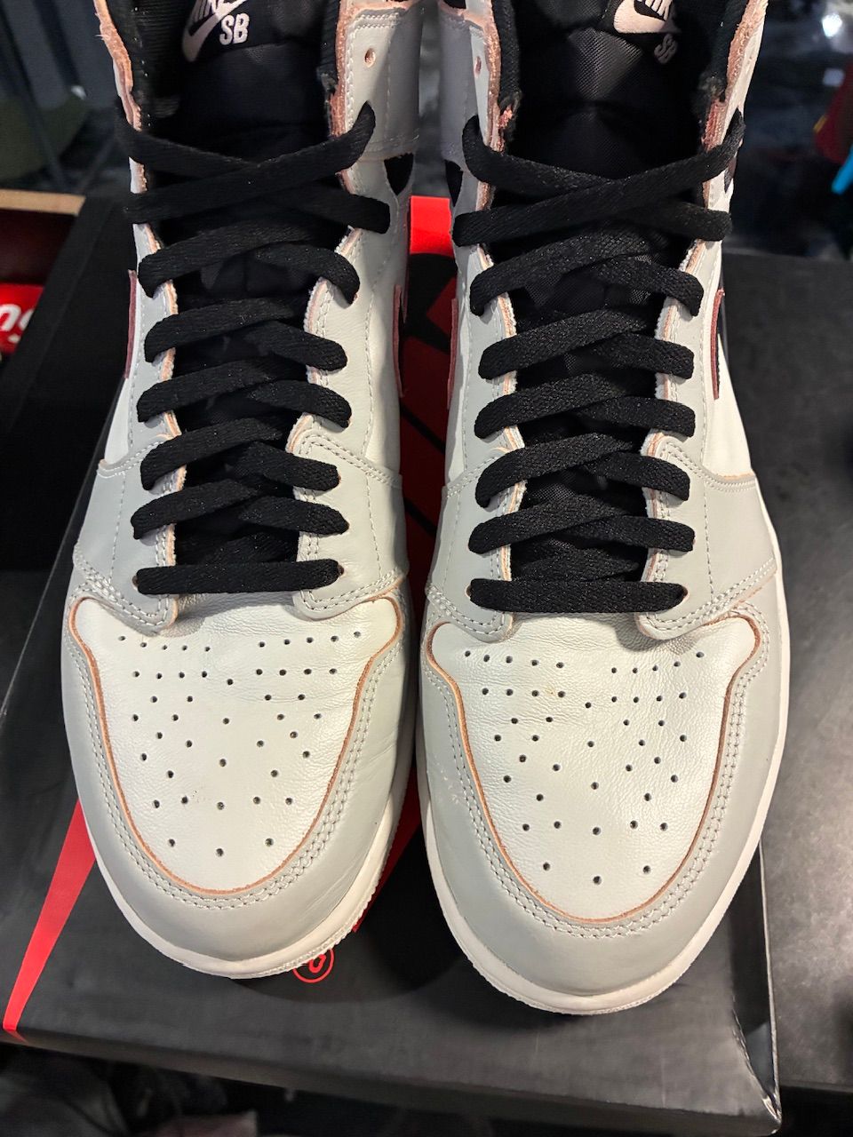 Jordan 1 Retro High OG Defiant SB NYC to Paris - Used/Worn