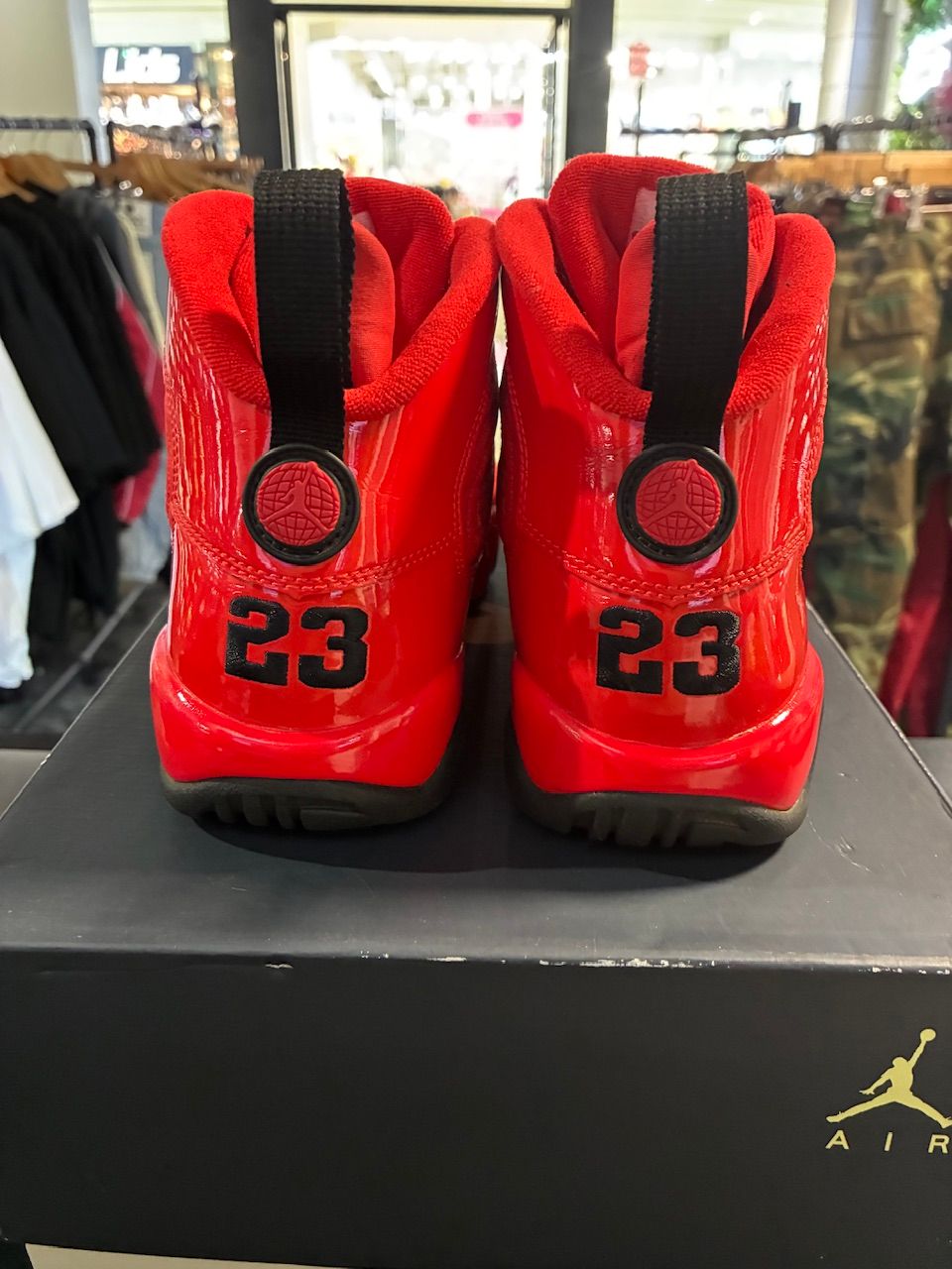 Jordan 9 Retro Chile Red (GS) - Used/Rep Box