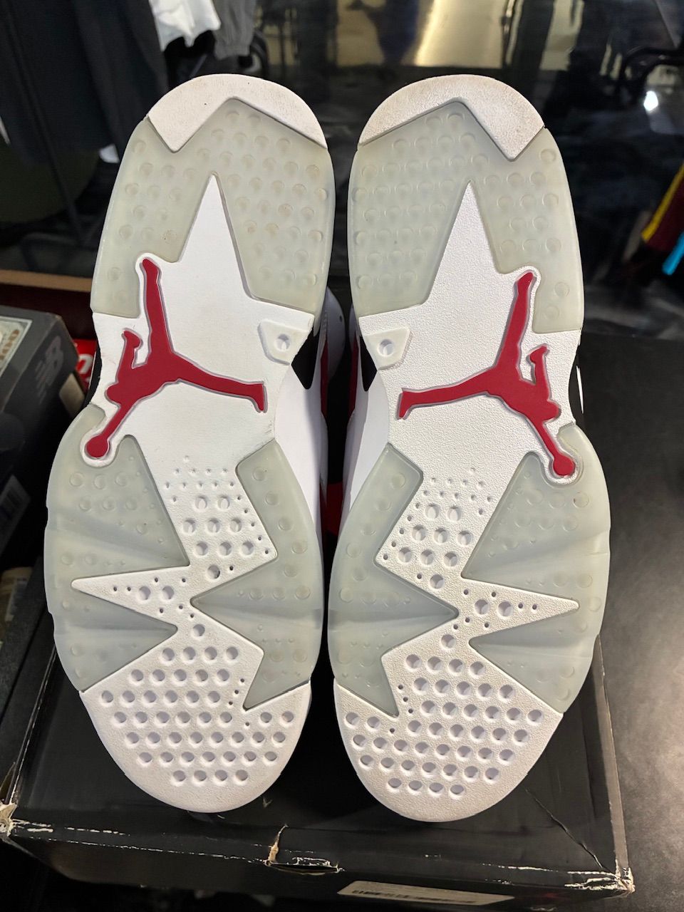 Jordan 6 Retro Carmine (2021) - Used/Worn