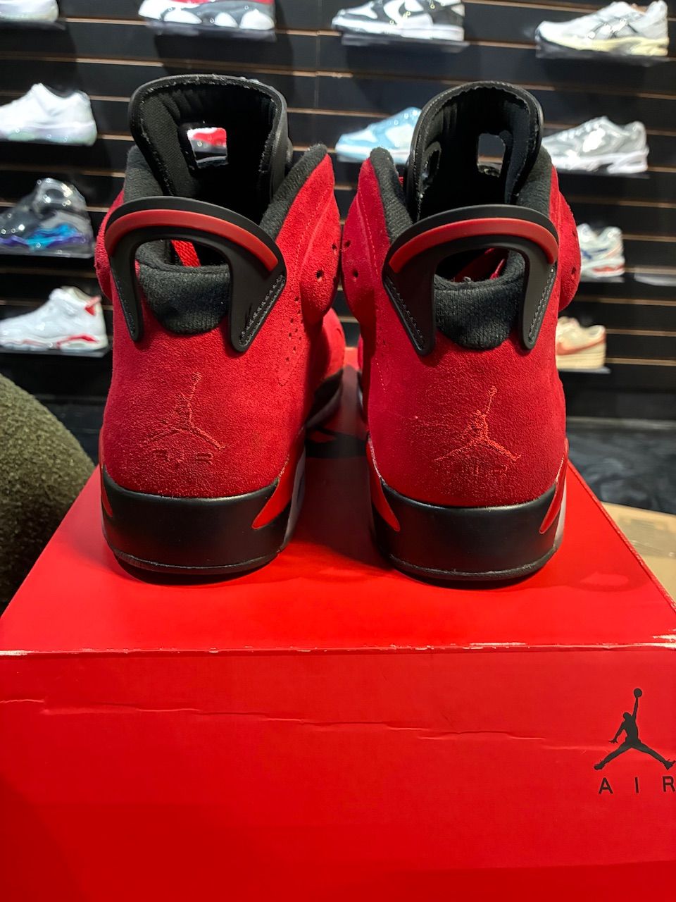 Jordan 6 Retro Toro Bravo - Used/Worn