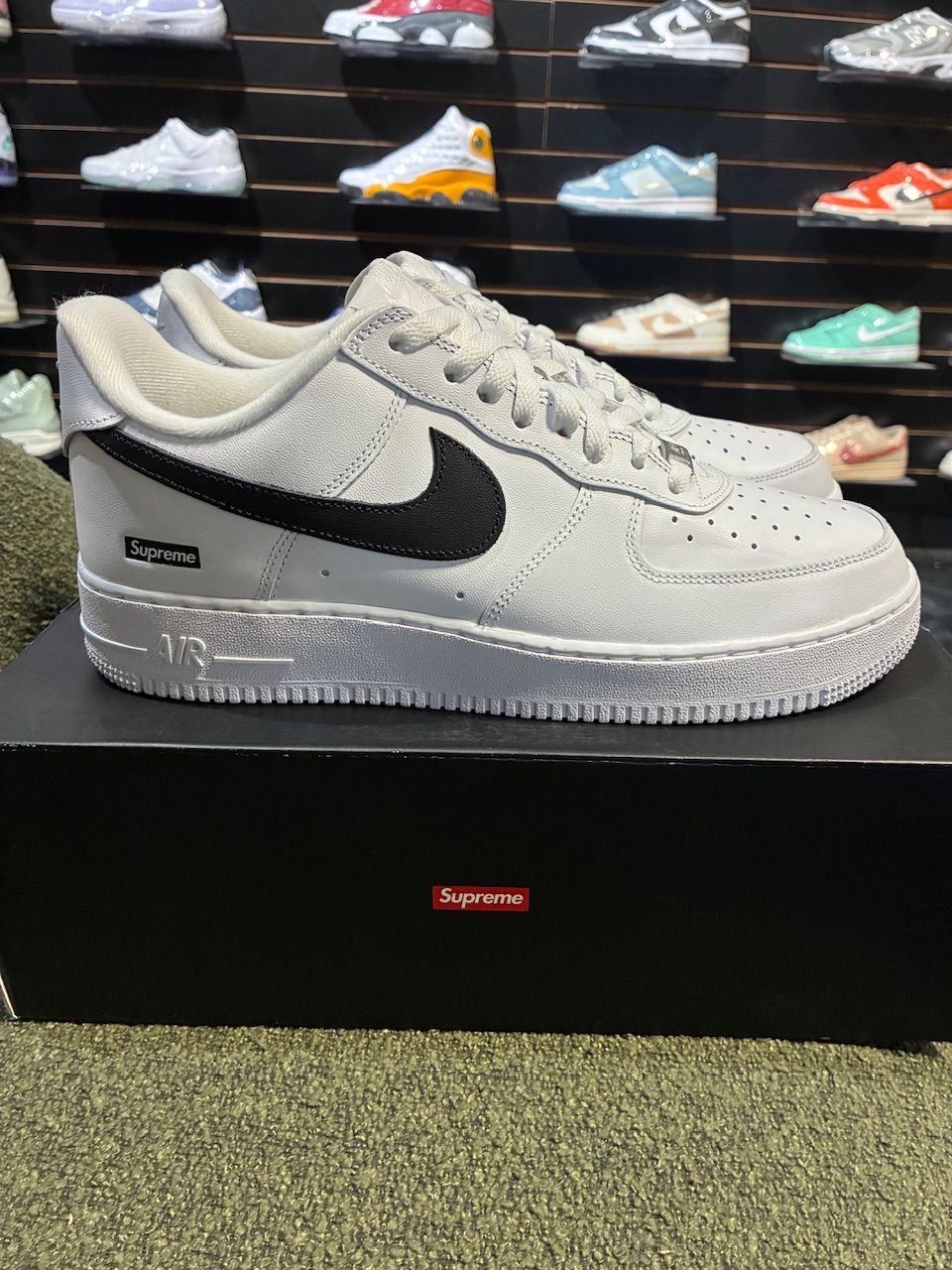 Nike Air Force 1 Low Supreme White Black - Used/Worn