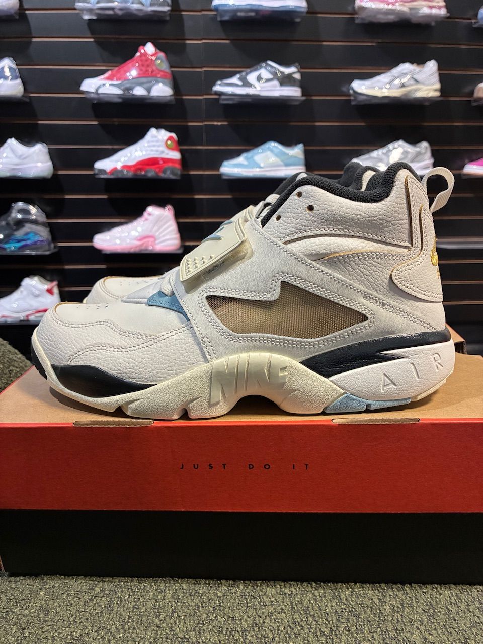 Nike Air Diamond Turf Must Be the Money - Used/Worn