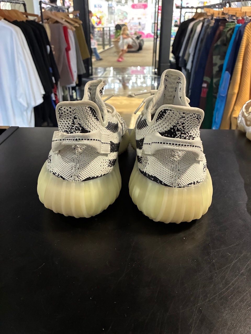 adidas Yeezy Boost 350 V2 Zebra - No Box/Used