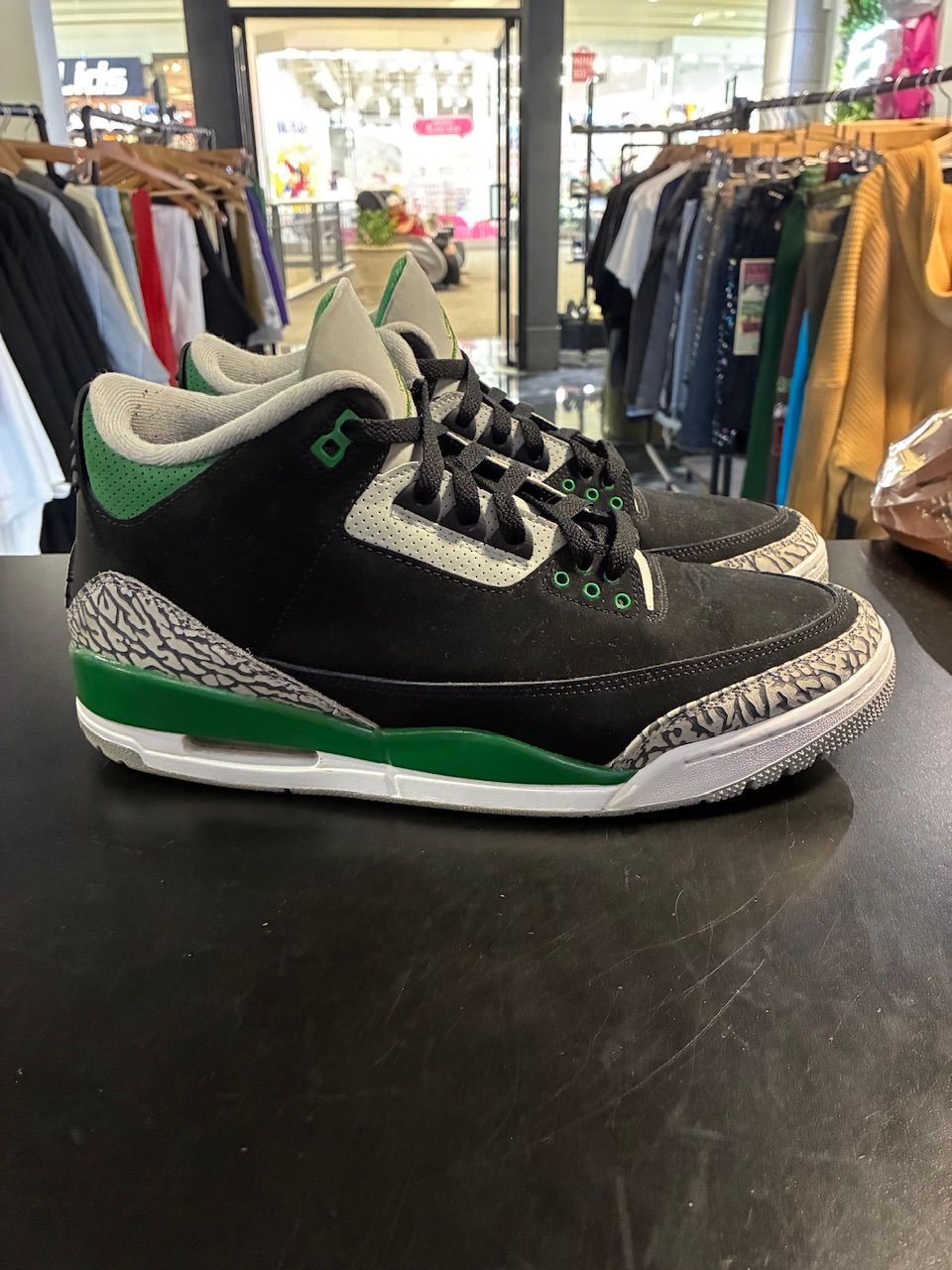 Jordan 3 Retro Pine Green - No Box/Used