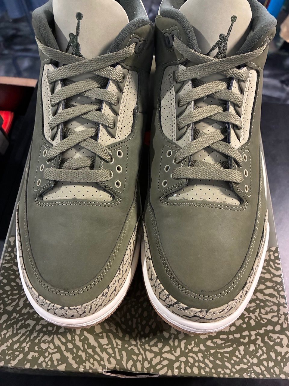 Jordan 3 Retro Family Affair - Used/Worn