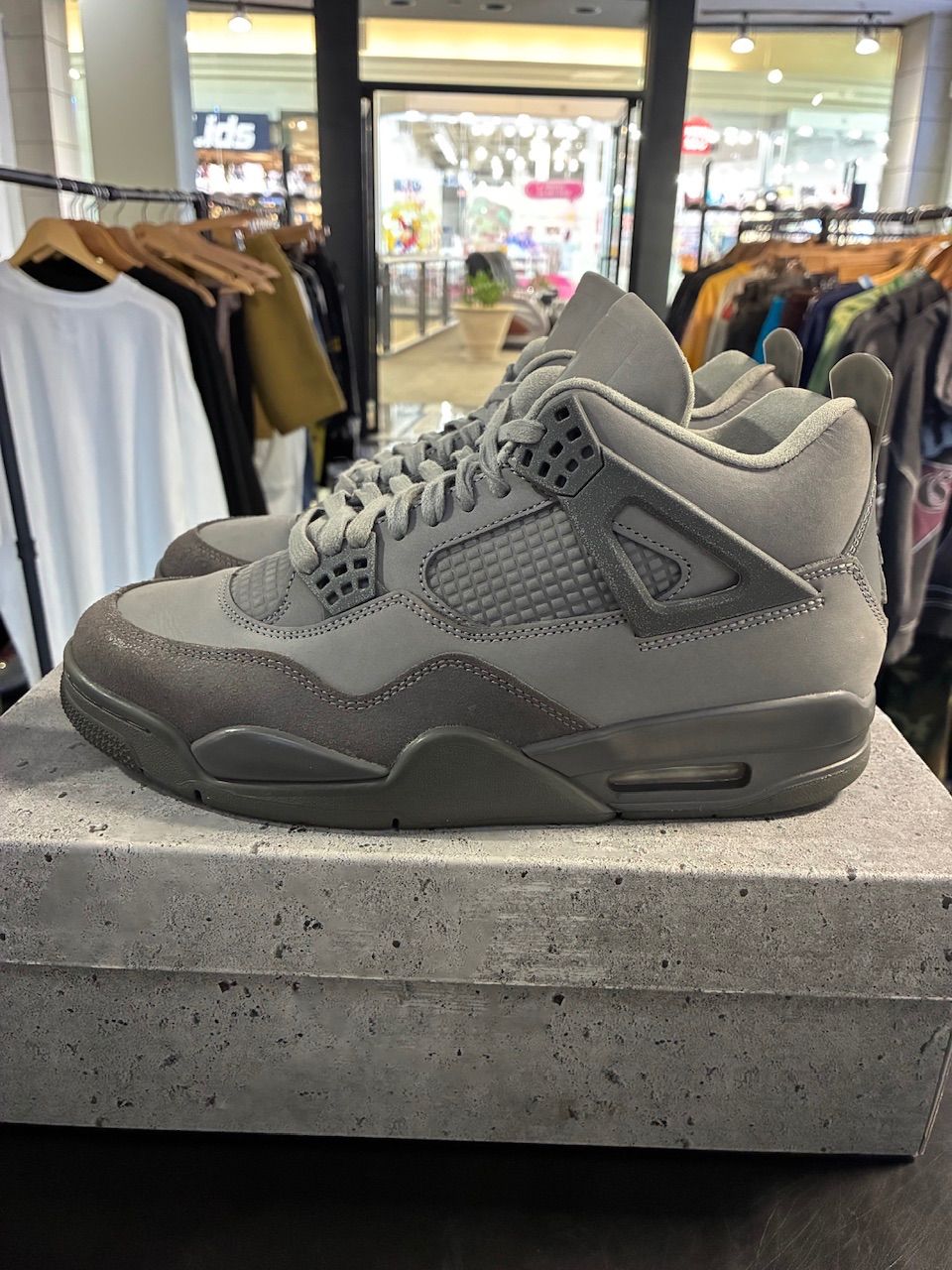 Jordan 4 Retro SE Paris Olympics Wet Cement - Used/Worn