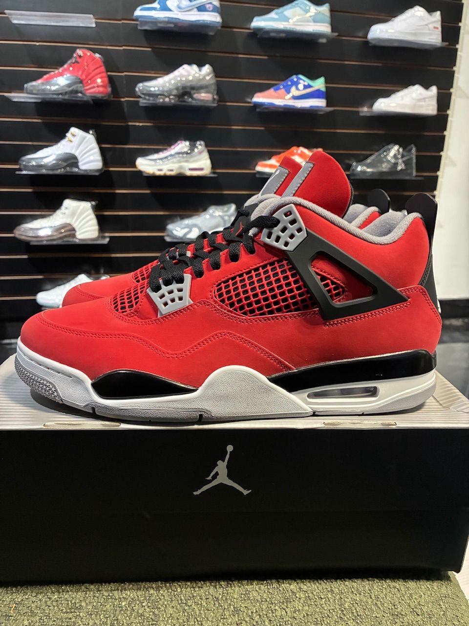 Jordan 4 Retro Toro Bravo (2026) - Used/Worn