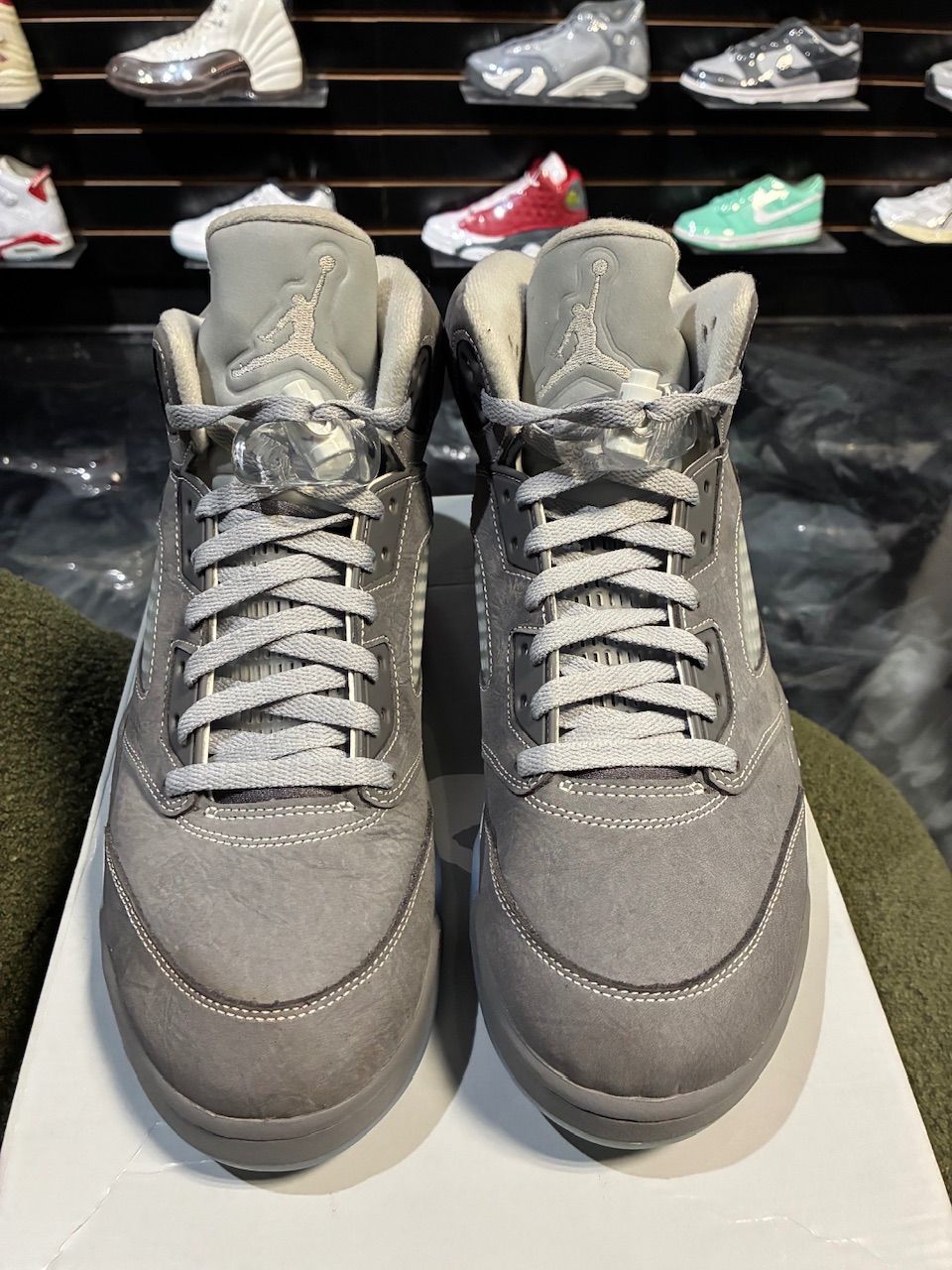 Jordan 5 Retro Wolf Grey (2026) - Used/Worn