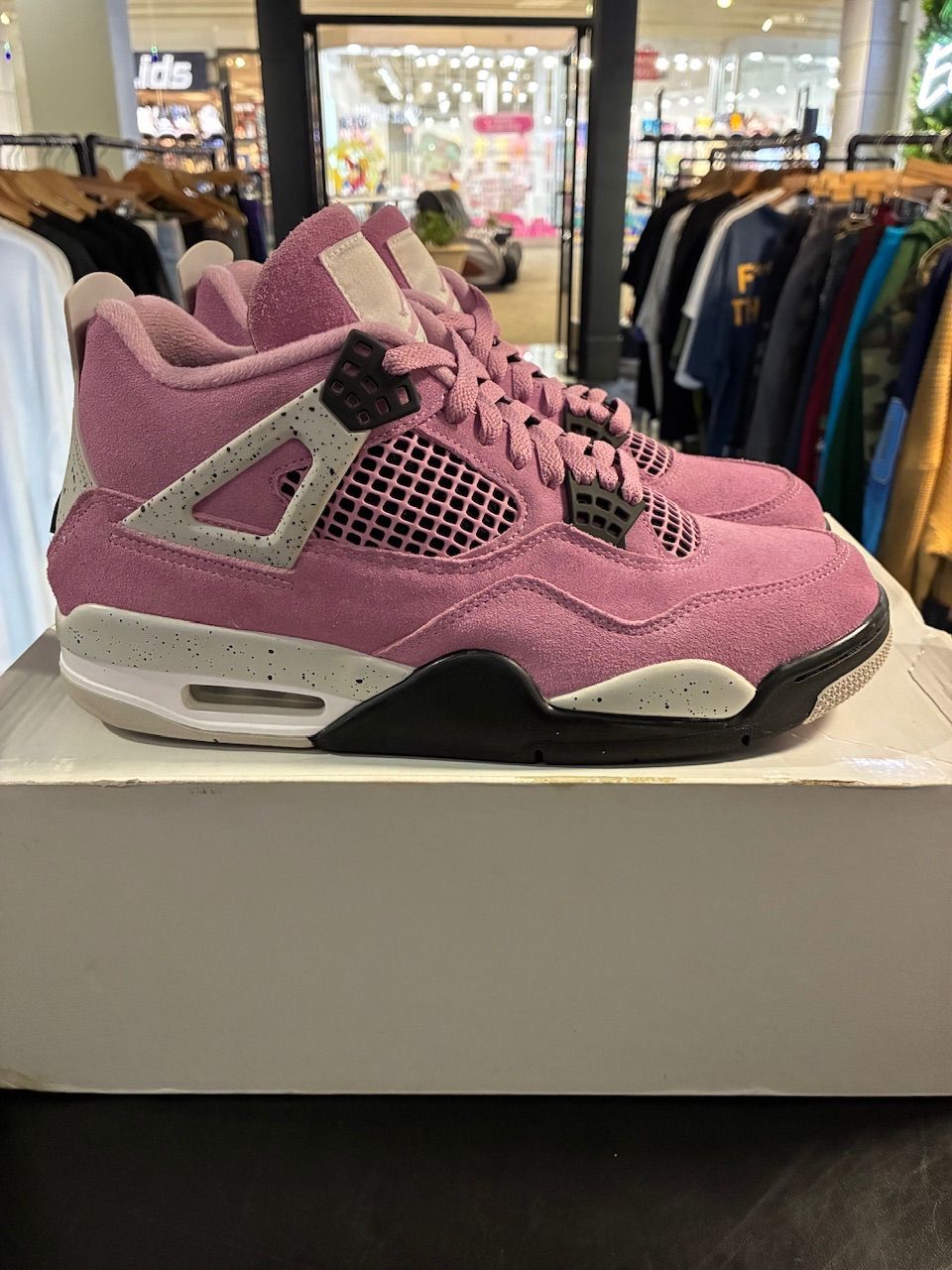 Jordan 4 Retro Orchid (Women's) - Used/Rep Box