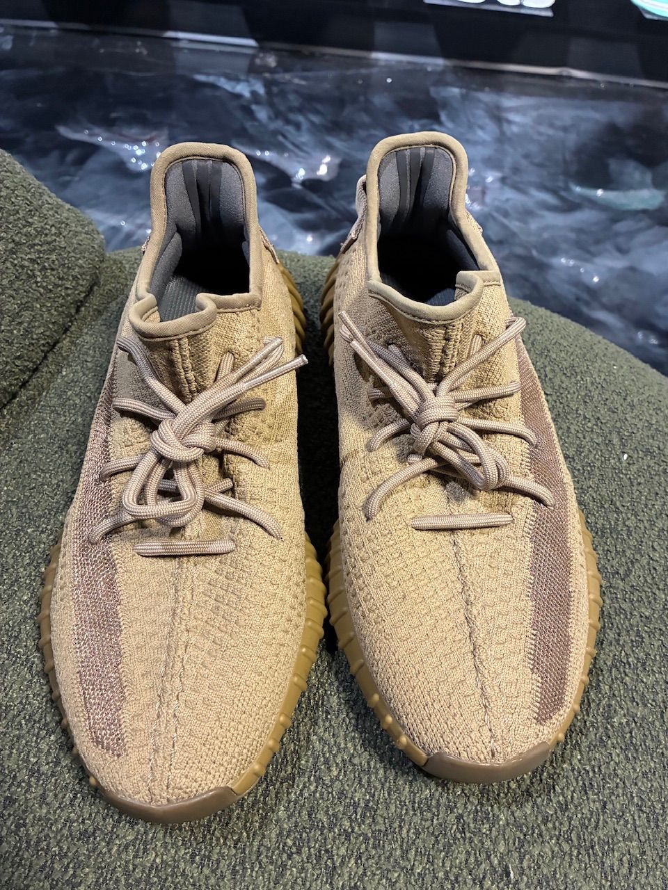 adidas Yeezy Boost 350 V2 Earth - No Box/Used