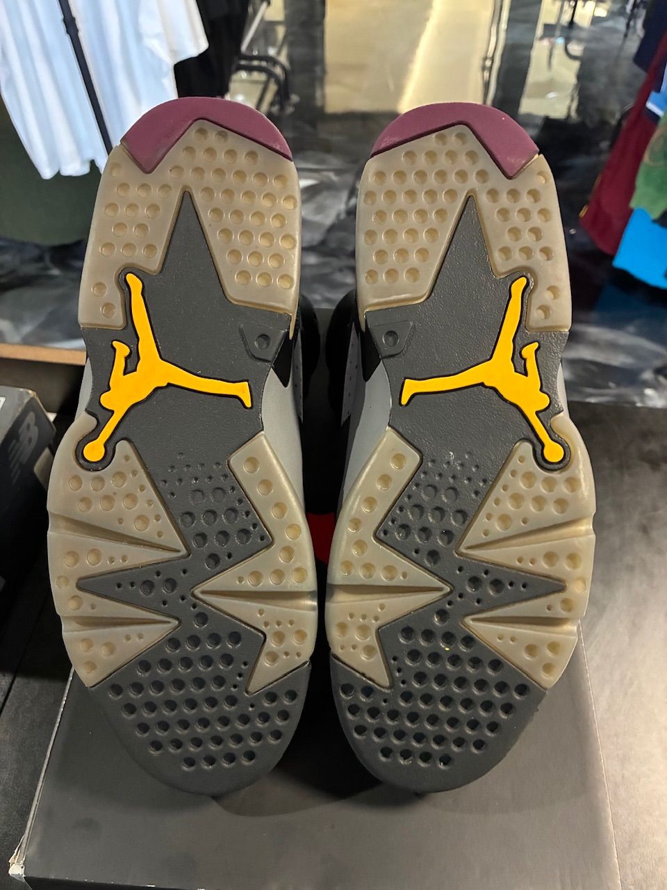 Jordan 6 Retro Bordeaux - Used/Worn