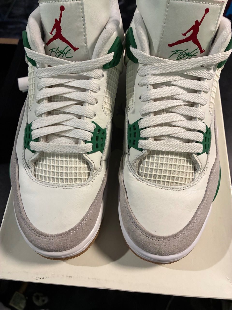 Jordan 4 Retro SB Pine Green - Used/Worn