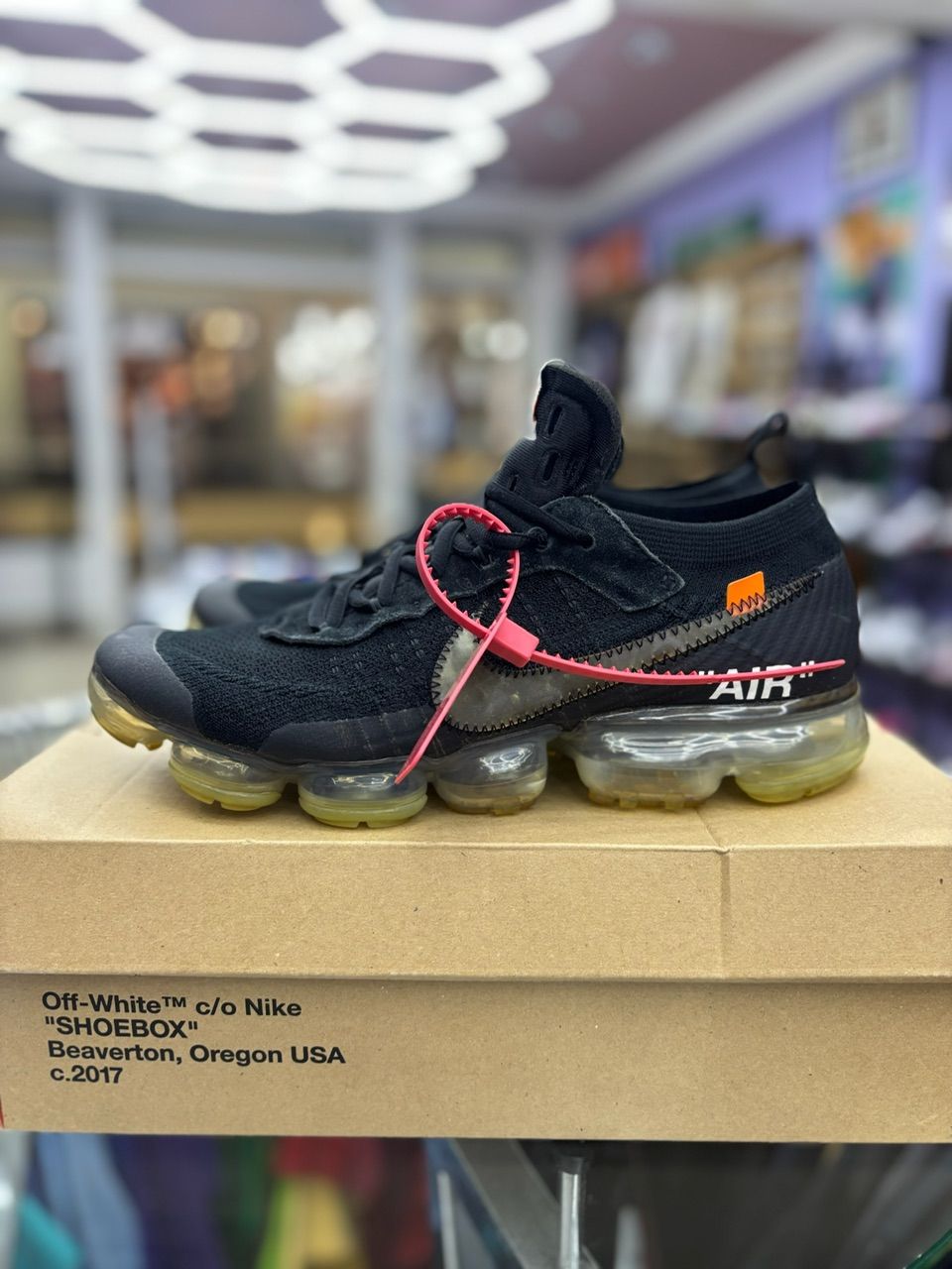 Nike Air VaporMax Off-White Black (2018) - Used/Worn