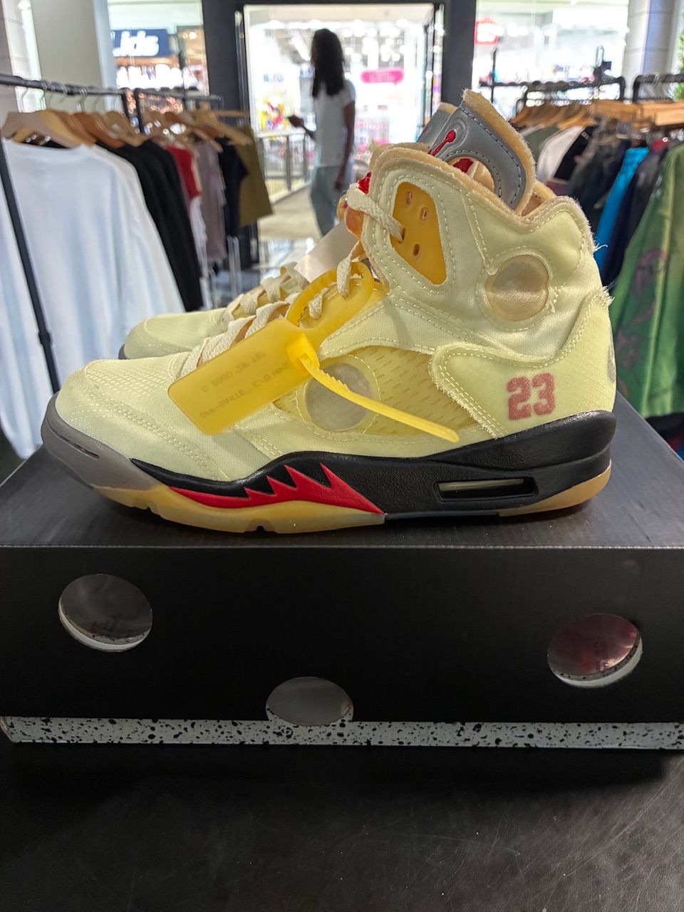 Jordan 5 Retro Off-White Sail - Used/Worn