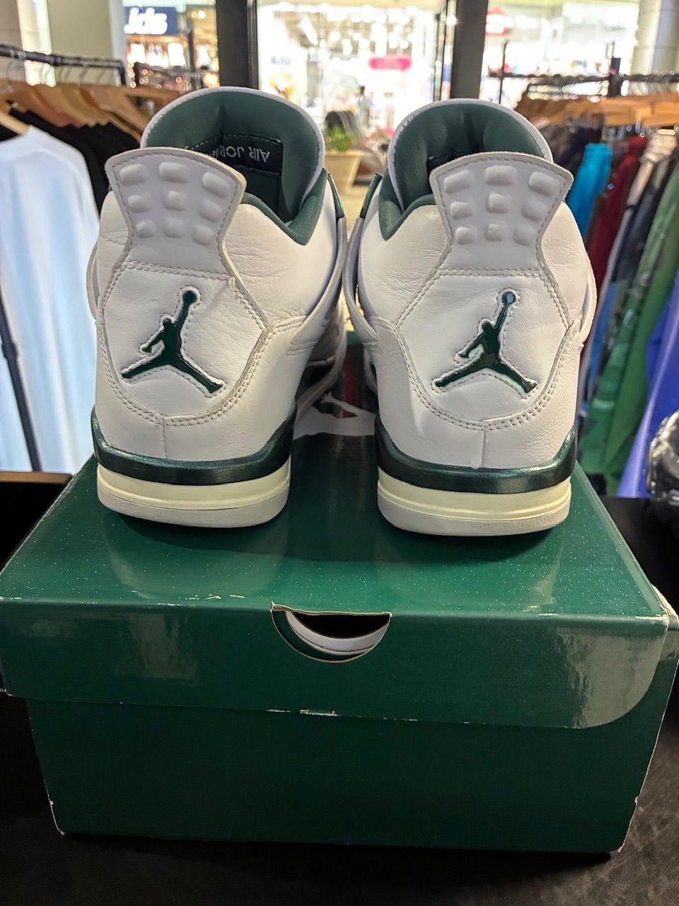 Jordan 4 Retro Oxidized Green - Used/Worn