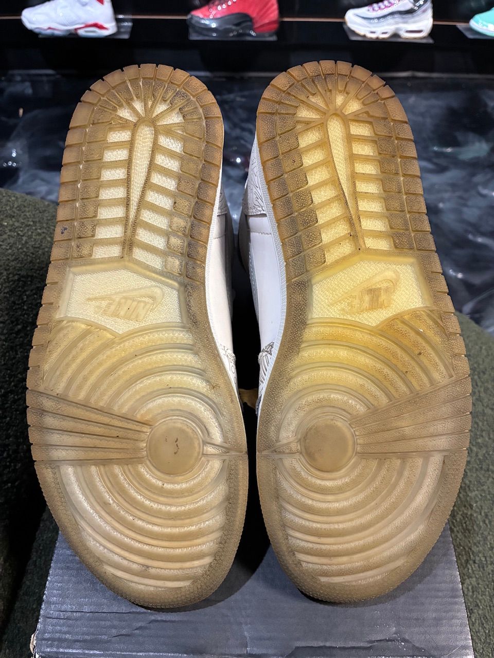 Jordan 1 Retro 30th Anniversary Laser - Used/Worn