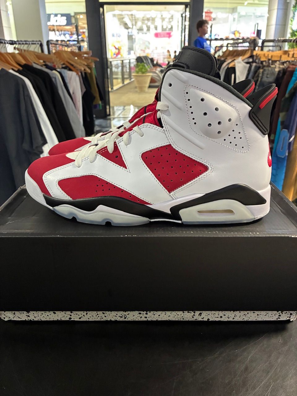 Jordan 6 Retro Carmine (2021) - Used/Worn