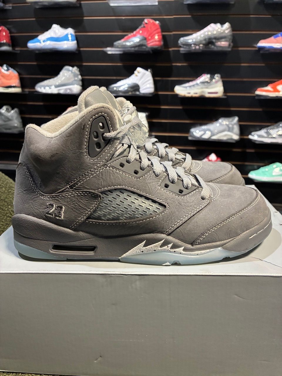Jordan 5 Retro Wolf Grey (2026) (GS) - Used/Worn